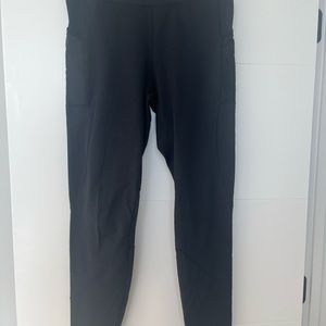 Brooks insulated leggings sz L